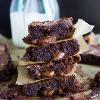 Caramel Stuffed Spiced Brownies. Cayenne spiked fudge-y brownies stuffed with oozing caramel for a DIVINE brownie experience! The spice cuts down the sweetness while elevating the chocolate flavor! Easy and quick--see the recipe and make it today! foodallianceblog.com