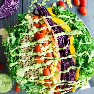 Mexican Style Lentil Detox Salad. The perfect way to cook lentils and to make the perfect detox salad with a Mexican twist drizzled with an AMAZIG guacamole dressing! Vegan and gluten free. foodallianceblog.com