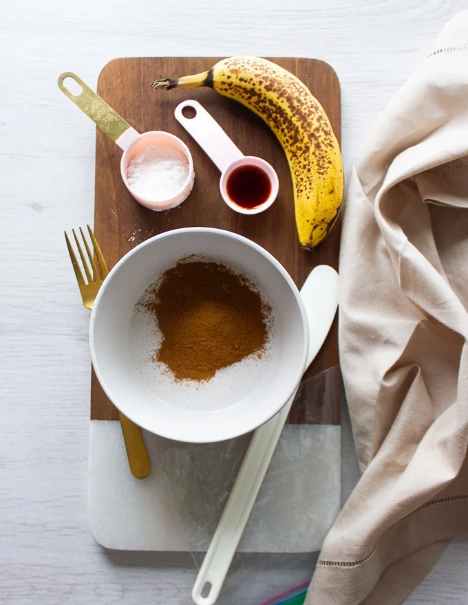 ingredients for the cinnamon swirl including cinnamon, banana, sugar, vanilla
