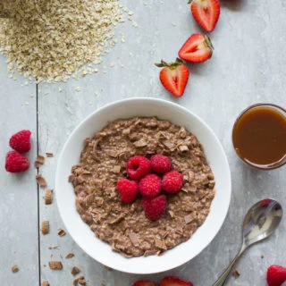 Chocolate Oatmeal Breakfast Bowl. the best way to start your morning--filling, healthy, let chocolate-y--get the recipe with ideas and tips to make this into a healthy breakfast bowl or a chocolate dessert! foodallianceblog.com