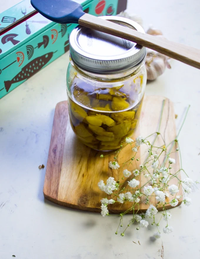 sealed jar of roasted garlic ready for storage