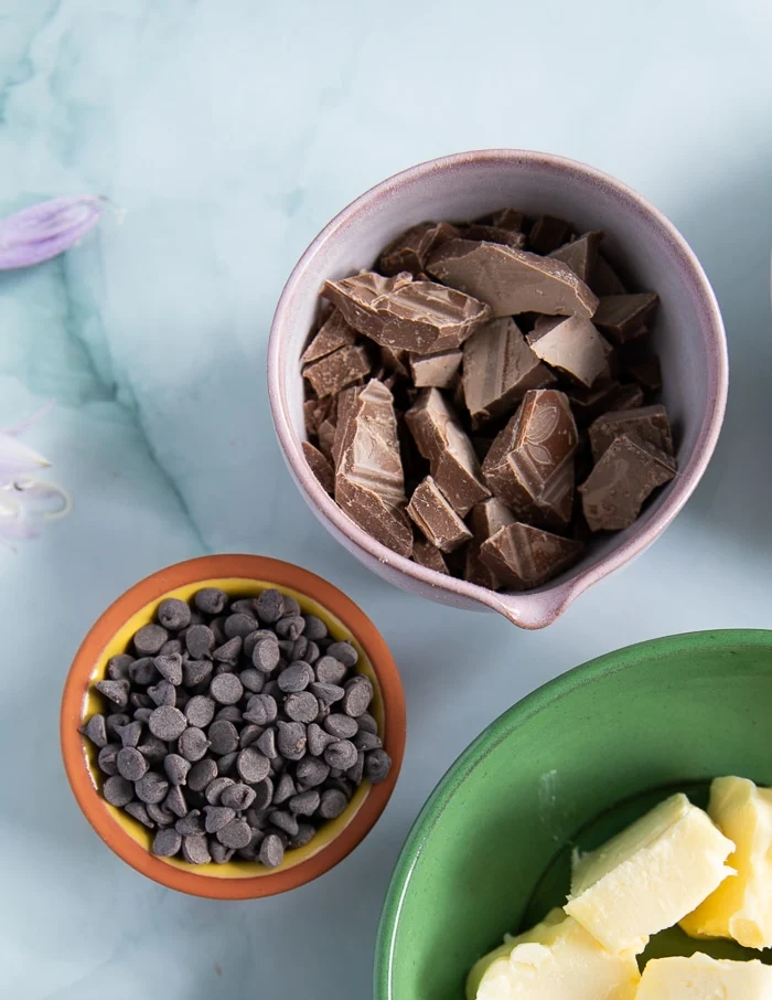 two bowls with different types of chocolate