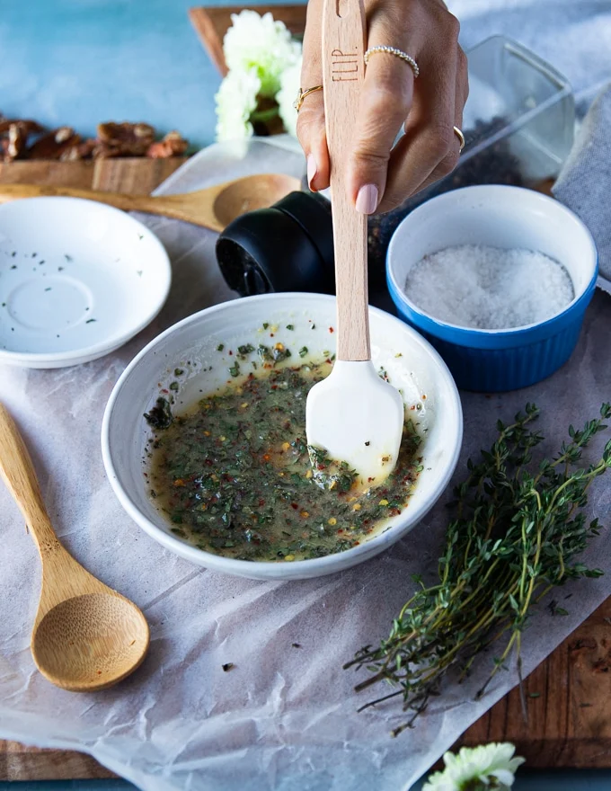 The bowl with the savory melted butter mix ready