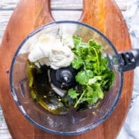 All ingredients for poblano sauce in a blender
